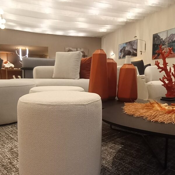 PUFF CILINDRO  TEC B442 BASE CHAMPANHE 40X40X45