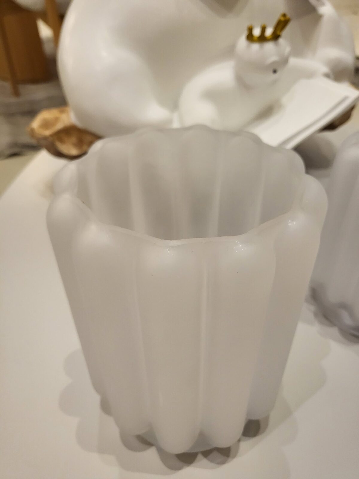 VASO EM VIDRO BRANCO LEITOSO G - Imagem 2