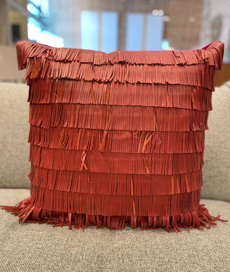 Almofada Couro Natural Vermelho Tresse MOD1 52x52