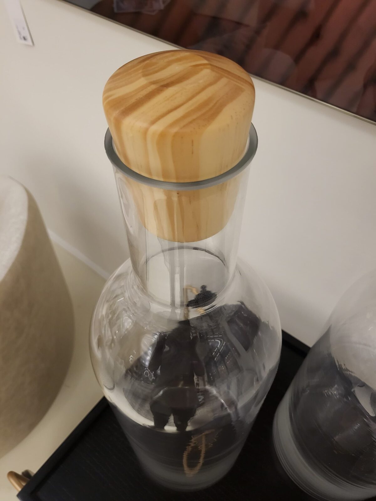 GARRAFA DECORATIVA COM TAMPA - Imagem 2