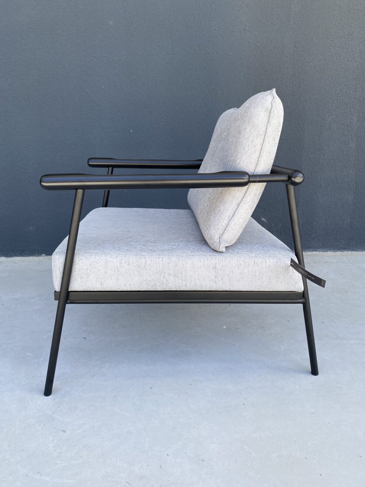 POLTRONA CARINO BASE ACO PT TEC20067 78X87X87 - Imagem 2