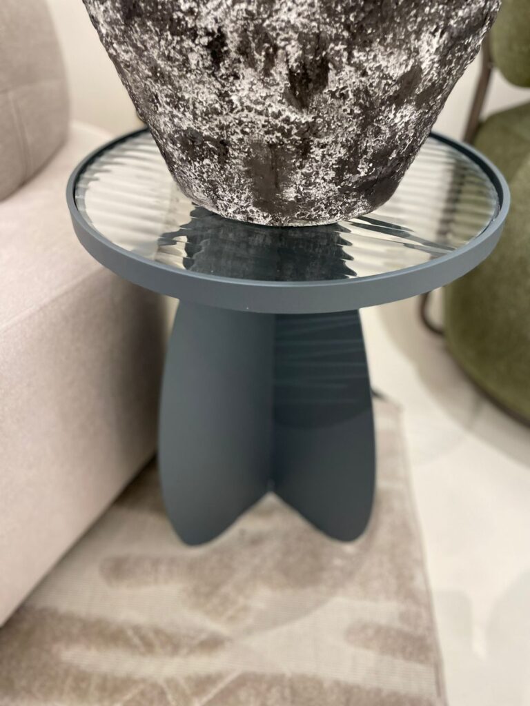Mesa Carambola Alta