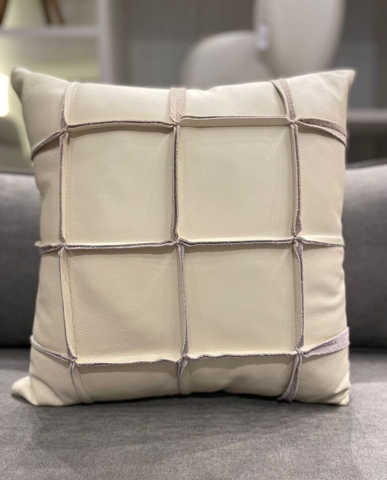 Almofada Couro Natural Palha MOD2 52x52