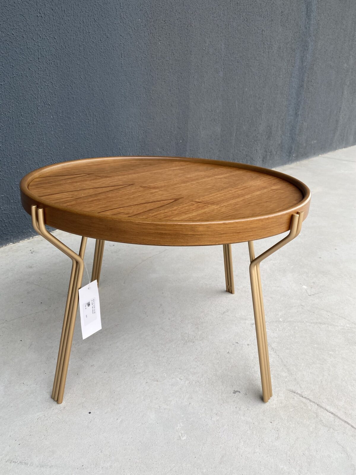 MESA DE CENTRO EOS BASE CHAMP TAMP AMENDOA 60X60X40 - Imagem 2