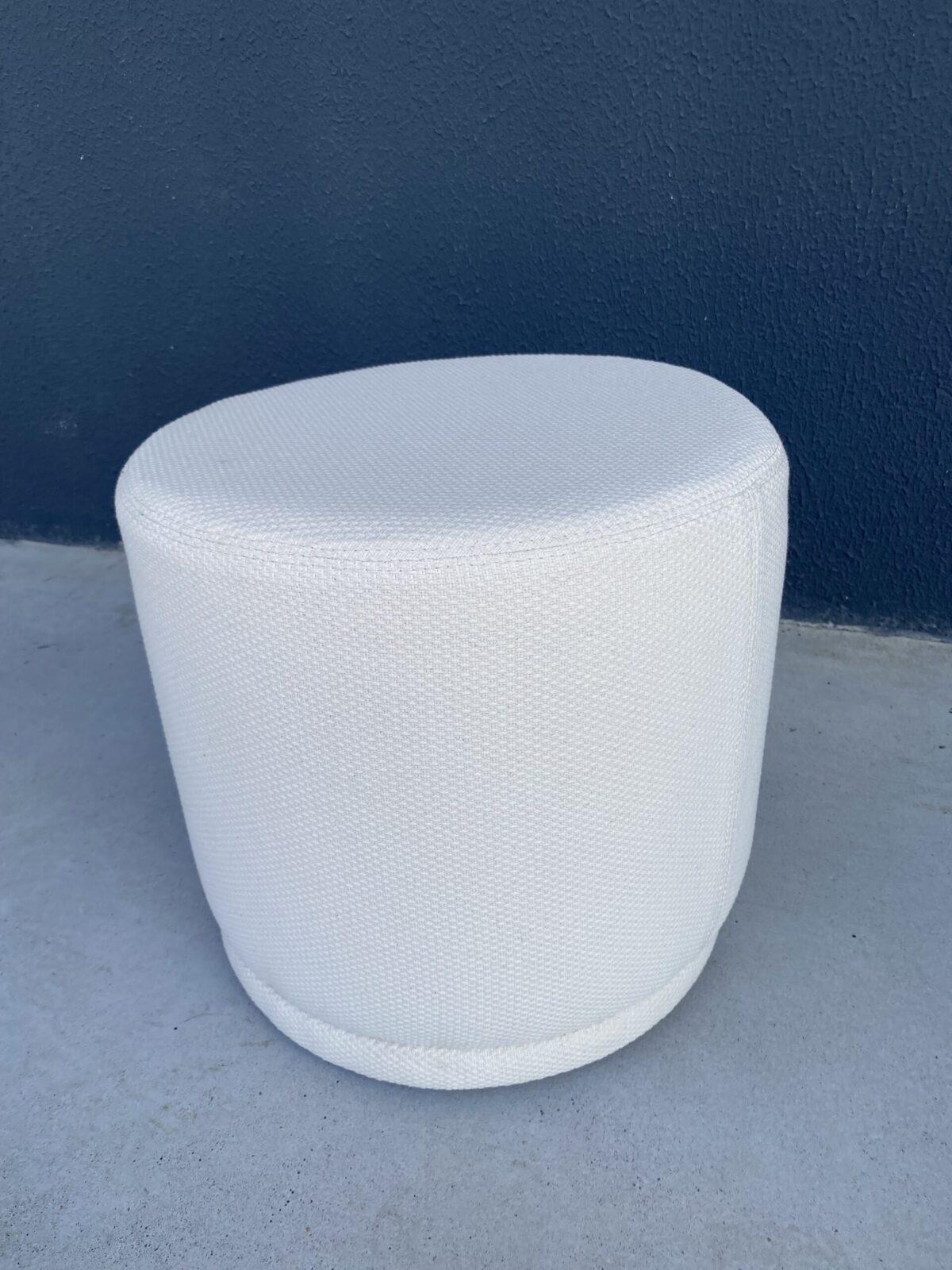 PUFE LUCCA 40CM BAIXO 6037-OU - Imagem 2