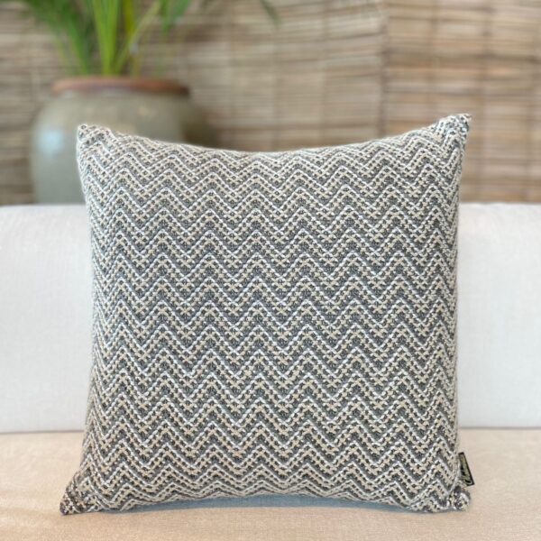 ALMOFADA C/FUNDO EM LINHO C/TECIDO RUSTICO