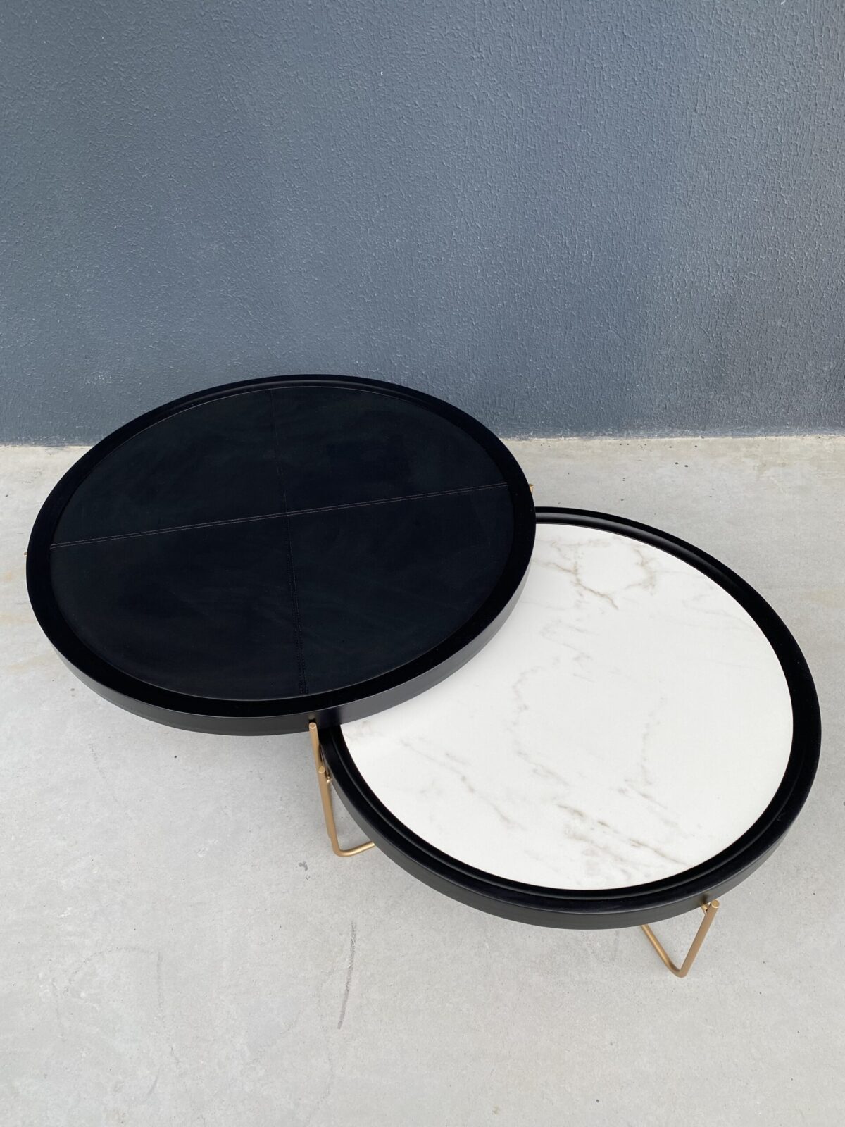 MESA CENTRO GAIA BASE DOU TAMP/PRETO PORCELANATO 70X70X28 - Imagem 3