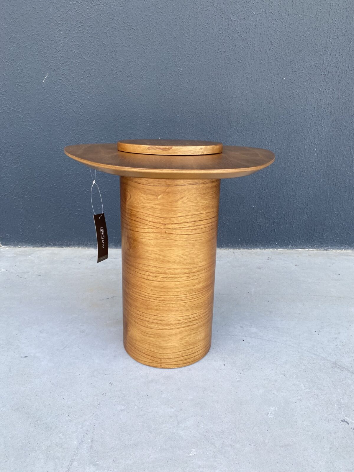 MESA LATERAL ALVA - BASE E TAMPO AMENDOA 57x52x56 - Imagem 2