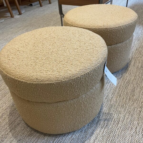 PUFF ERIN  TECIDO BOUCLE AMARELO X036 45X45X32