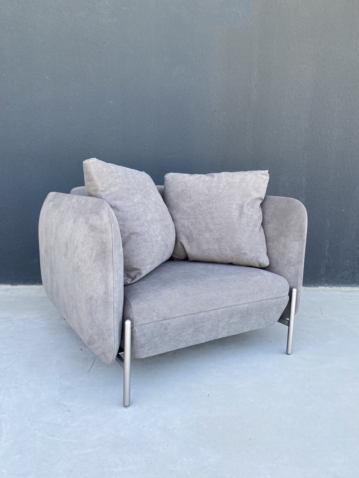 POLTRONA IPE ASS 80 TEC 12948 ACABAMENTO ICE GRAY 110X95X75 - Imagem 4