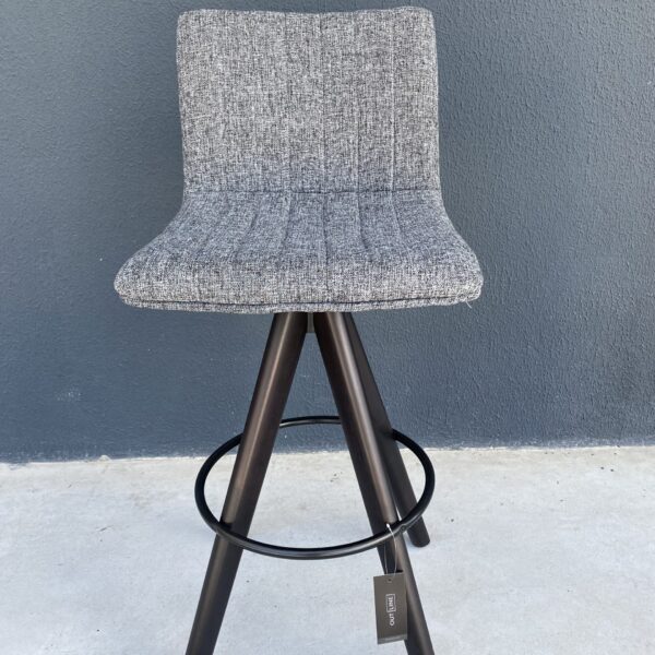 BANQUETA 61 SUSANE GIRO G EBANO B99