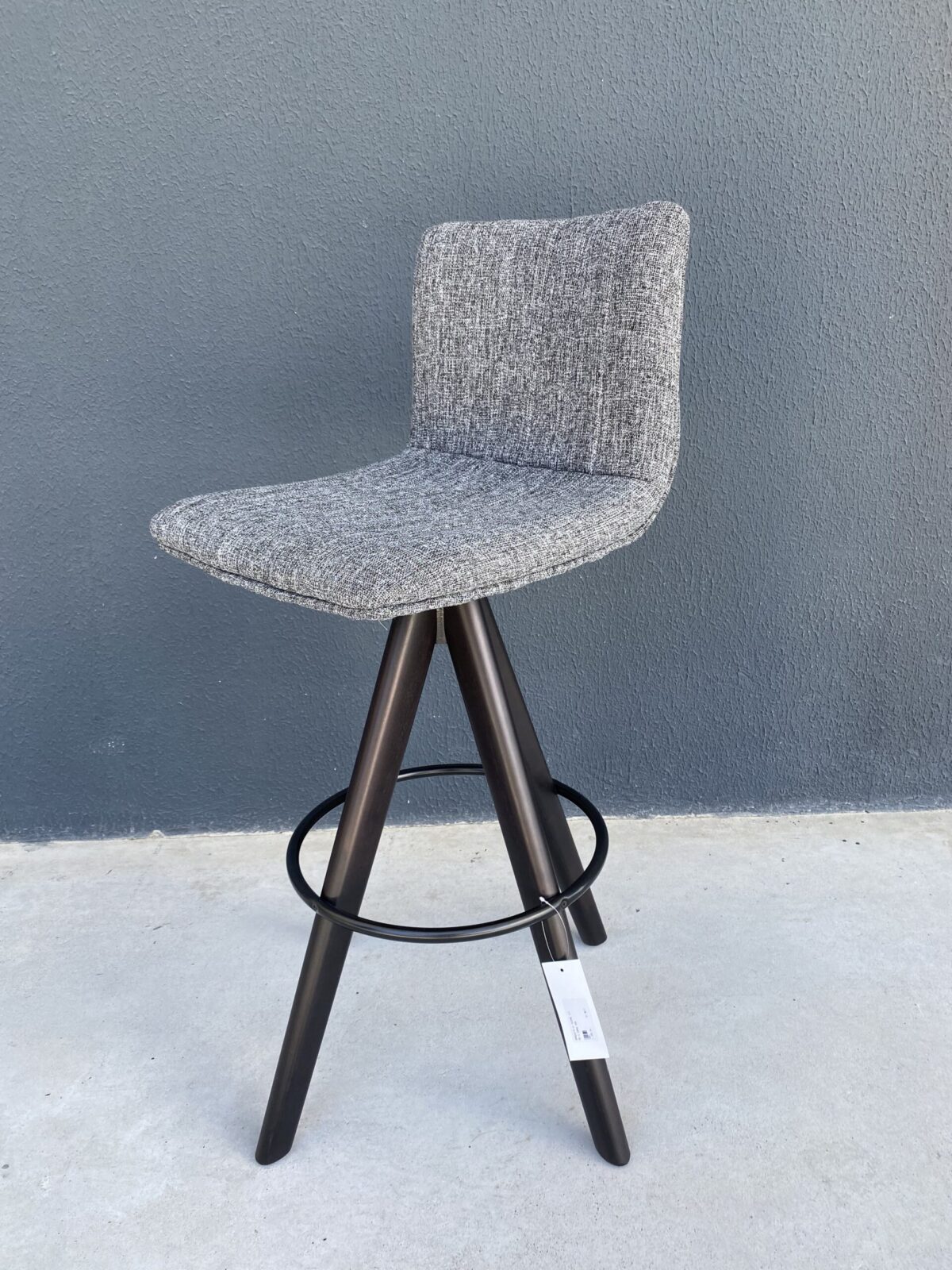 BANQUETA 61 SUSANE GIRO G EBANO B99 - Imagem 2