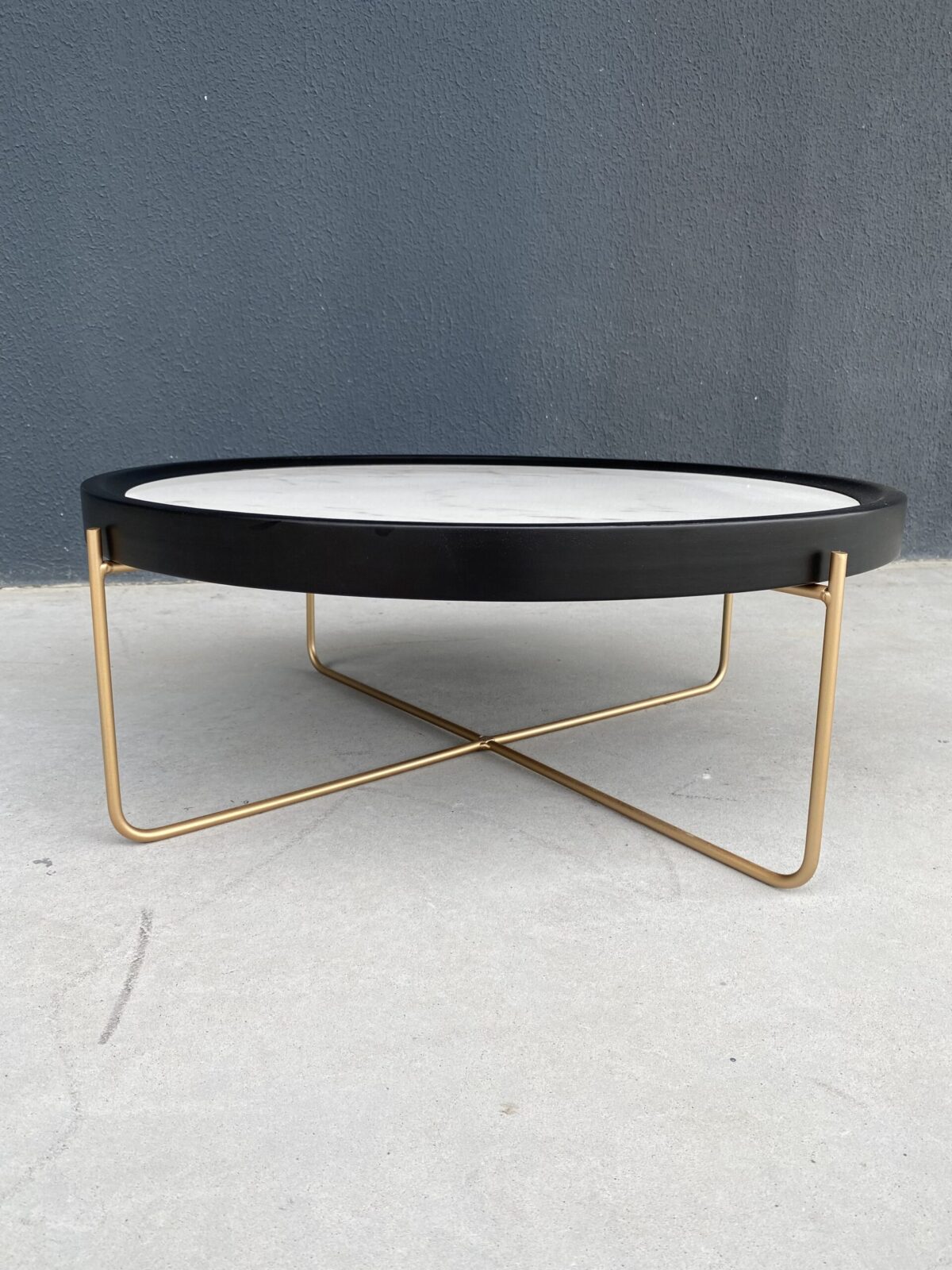 MESA CENTRO GAIA BASE DOU TAMP/PRETO PORCELANATO 70X70X28 - Imagem 4