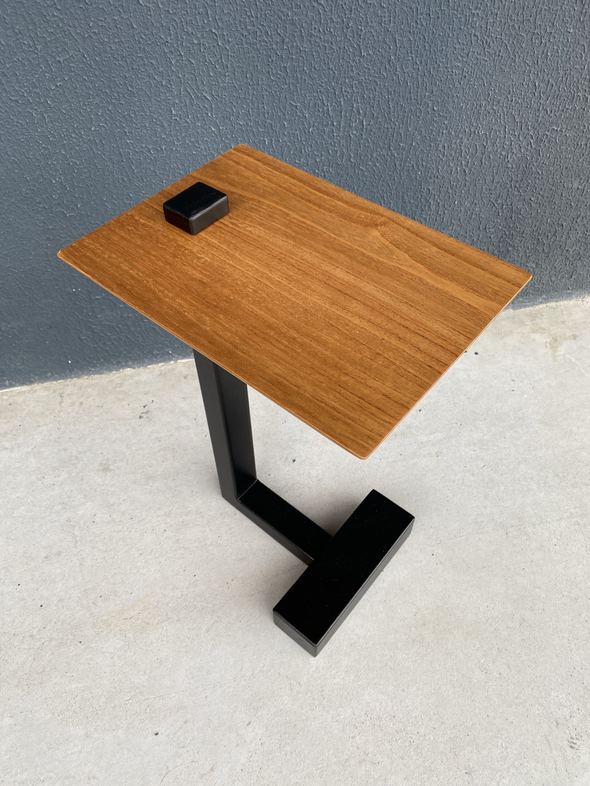 original-158.jpeg MESA DE CENTRO MALHA METAL CHAMP TAMPO FENDI 55X25X35 - Imagem 1