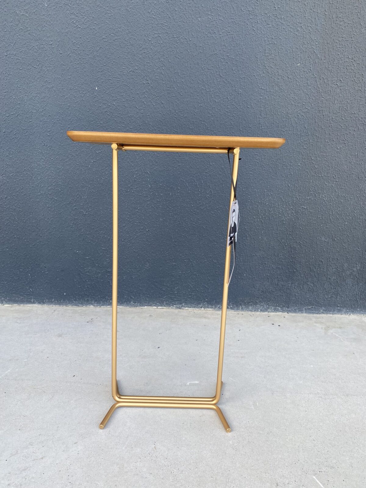 MESA LATERAL ALTA CLAW AMENDOA/CHAMPANHE 38X28X62 - Imagem 4