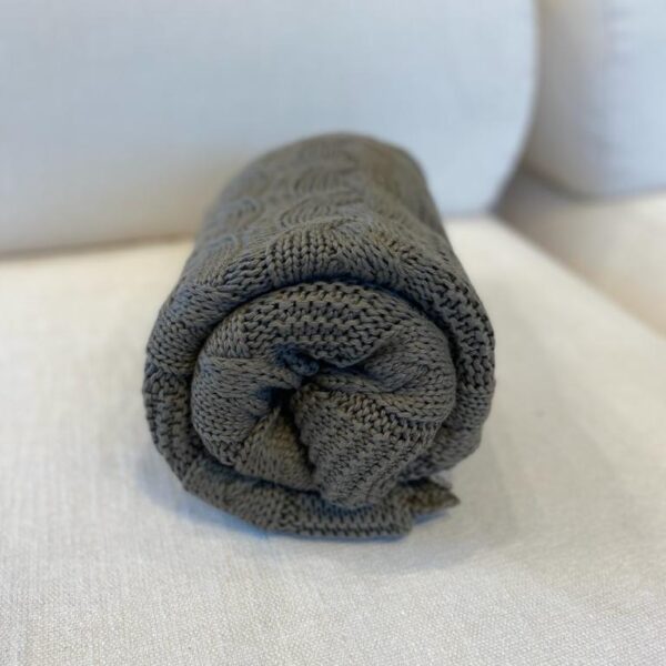 MANTA TRICO RENDA MARROM 90X180