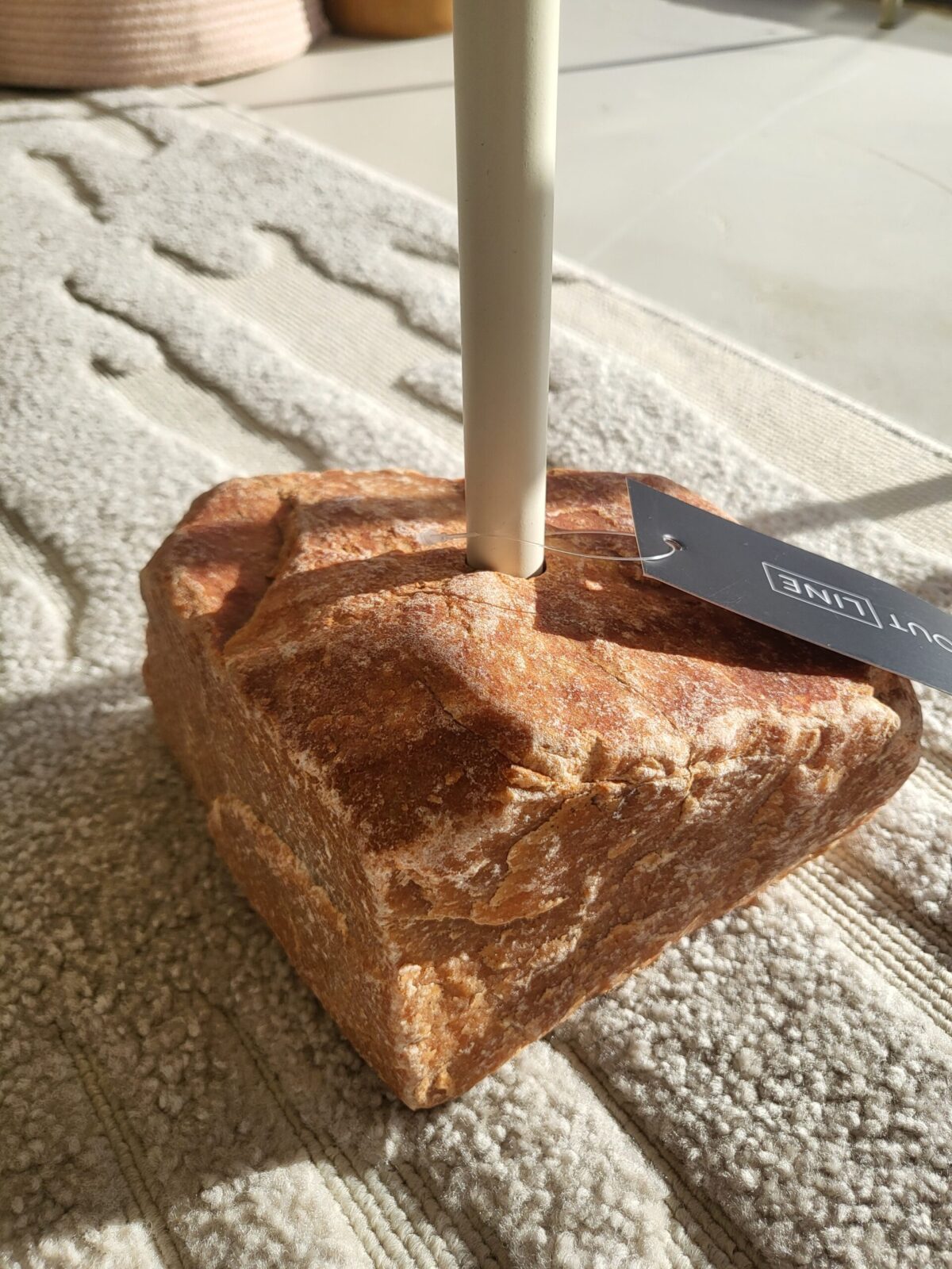 MESA FLUTUANTE ALUMINIO BASE PEDRA CALCITA LARANJA 60X26 CM - Imagem 3