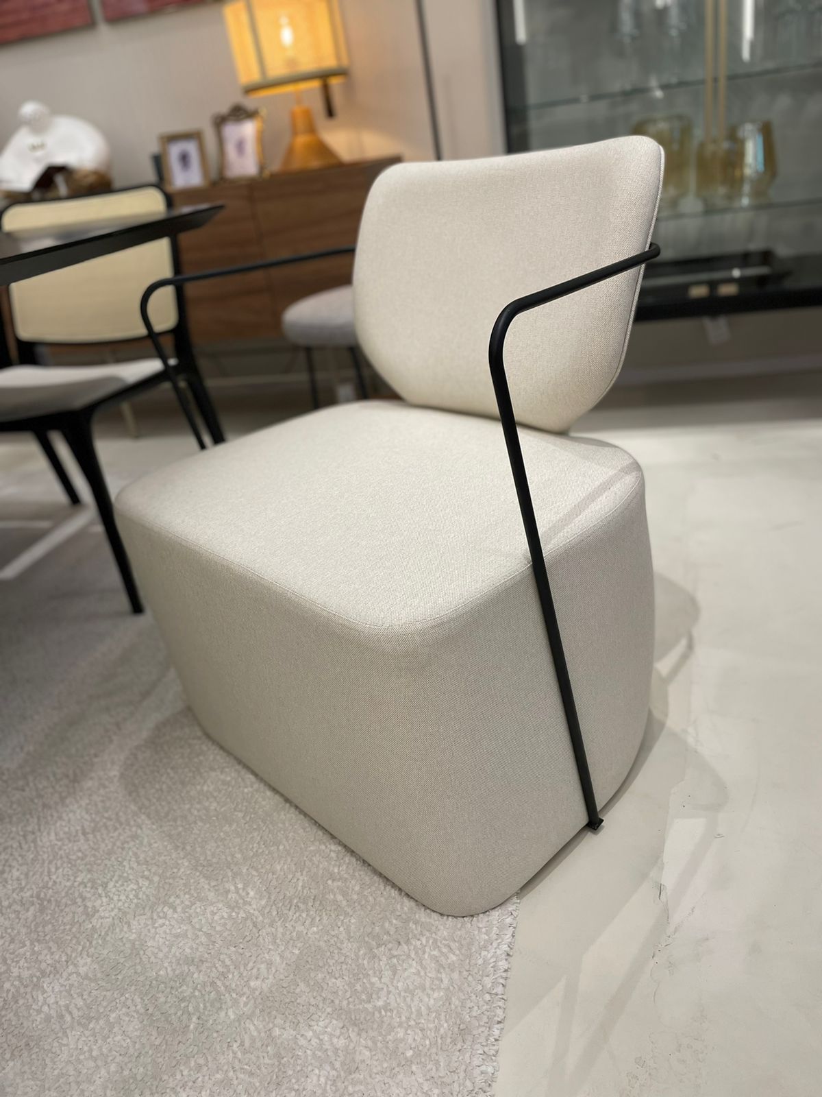 original-237.jpeg POLTRONA DOMINIK - Imagem 1