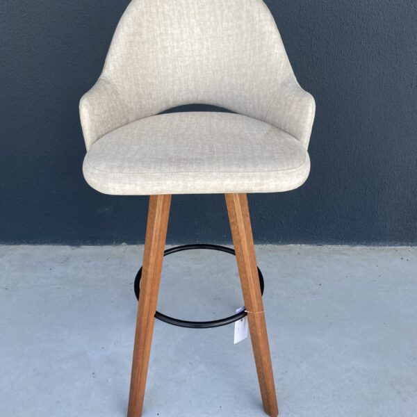 BANQUETA 73 GIRO MEL B89