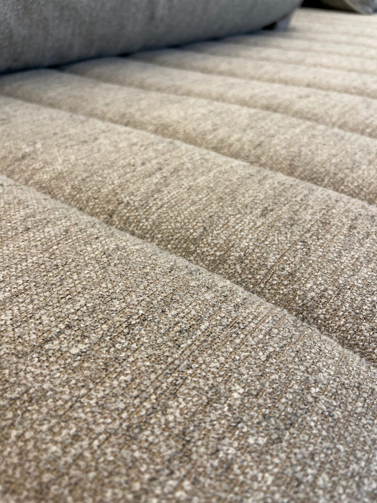 ESTOFADO CAMA MITOS TEC 1140030321-1110060620 380X120X85 - Imagem 2