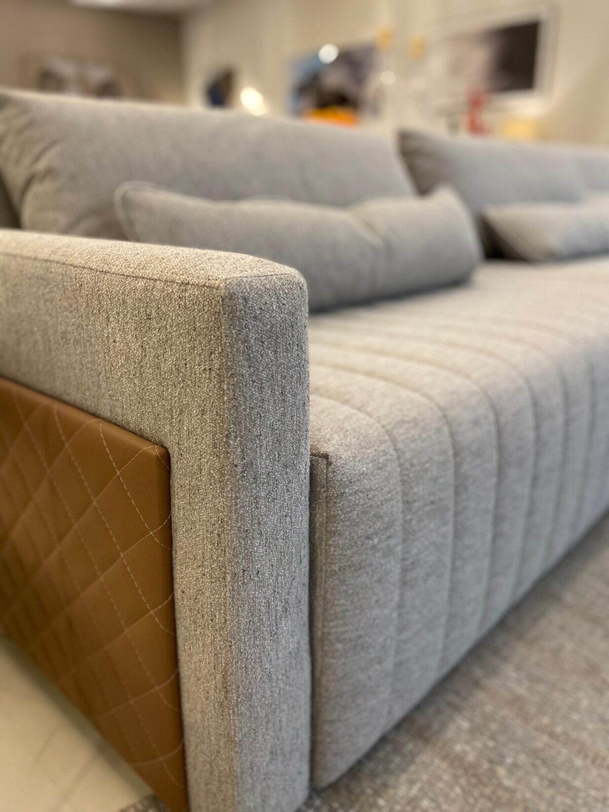 ESTOFADO CAMA MITOS TEC 1140030321-1110060620 380X120X85 - Imagem 4