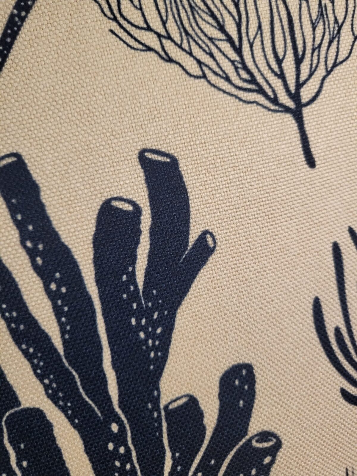 ALMOFADA SUBLIME CORAIS AZUL 50X50 713 - Imagem 2