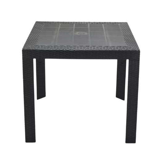 Mesa Ibiza em polipropileno