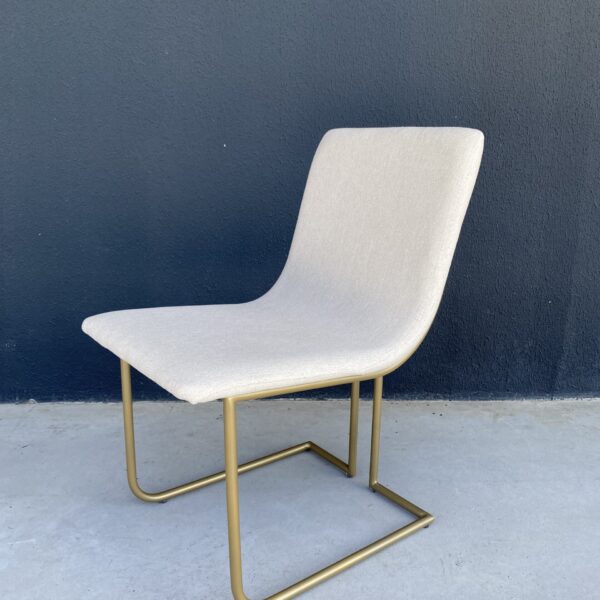 CADEIRA SILVIA S/BR ACO DOURADO TEC117