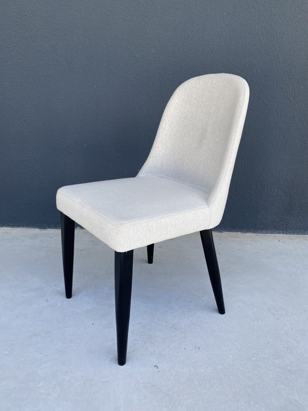 CADEIRA EVELIN BASE PT TEC I408 47X45X90 - Imagem 3