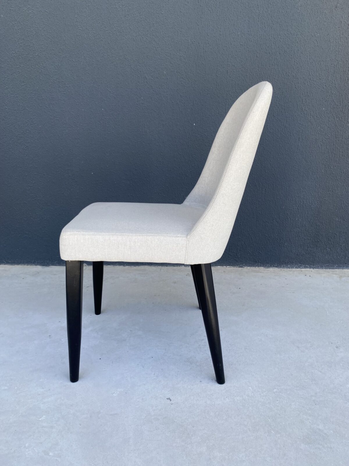 CADEIRA EVELIN BASE PT TEC I408 47X45X90 - Imagem 4