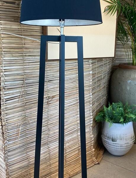 ABAJUR MILAO GIGANTE CUP TEC