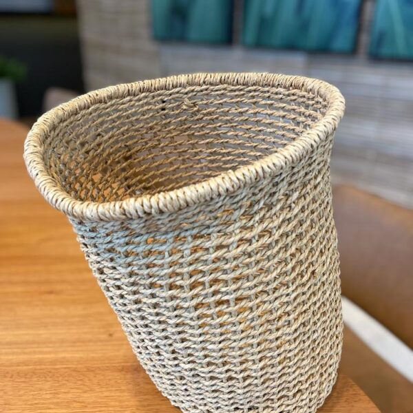 CESTO EM RATTAN  MEDIO