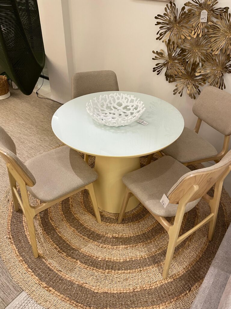 Cadeira Megan Cinamomo Palha Tec K-578