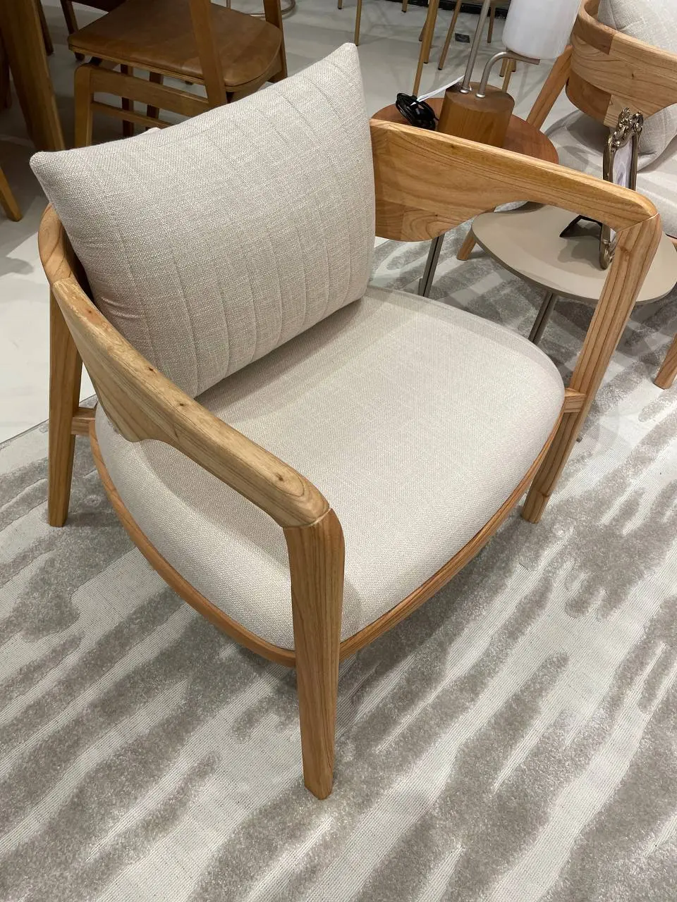 Poltrona Yatta Base Cinamomo Natural Tec 712 71x72x68