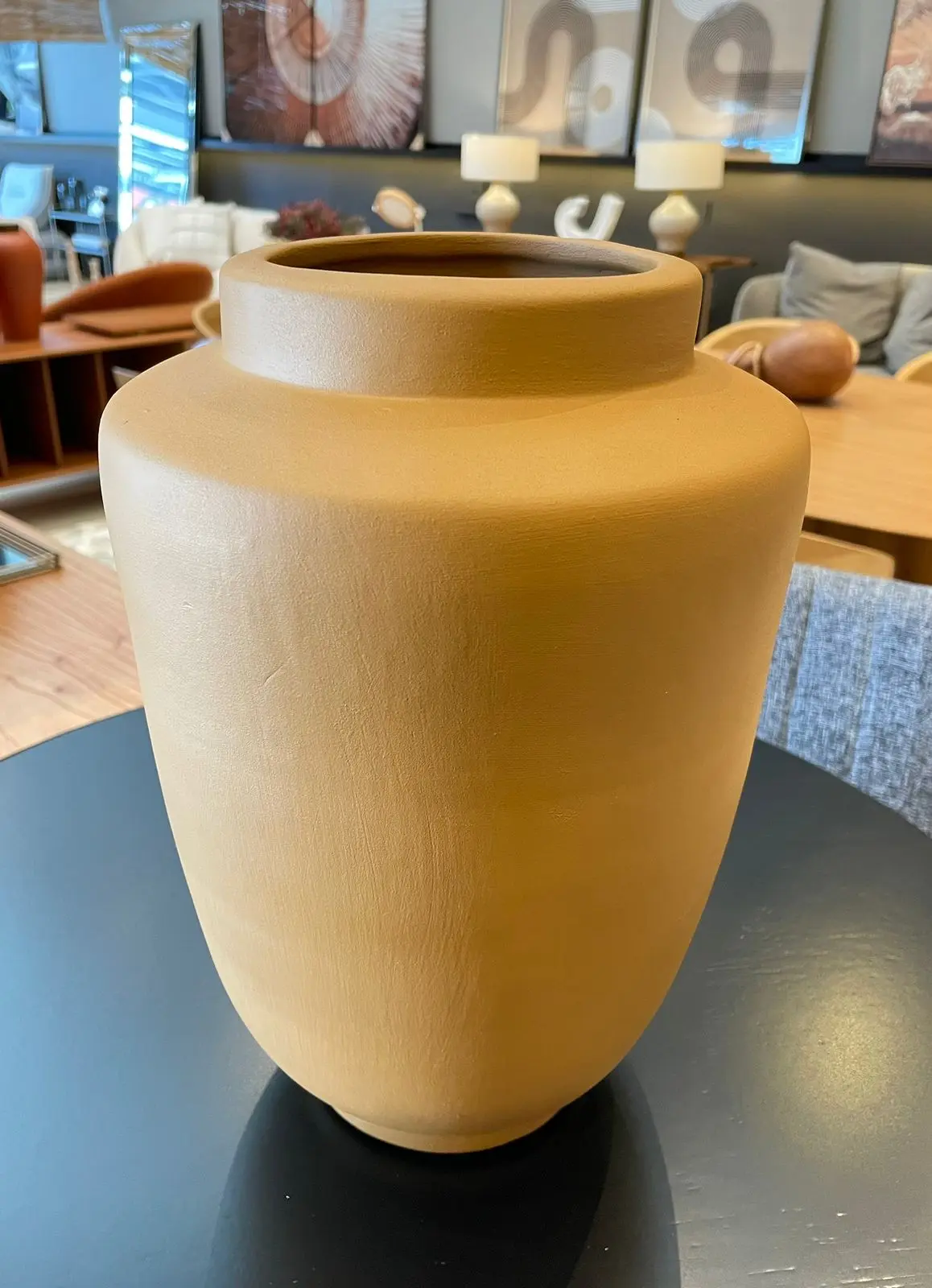 Vaso Ceram. Urna Caramelo
