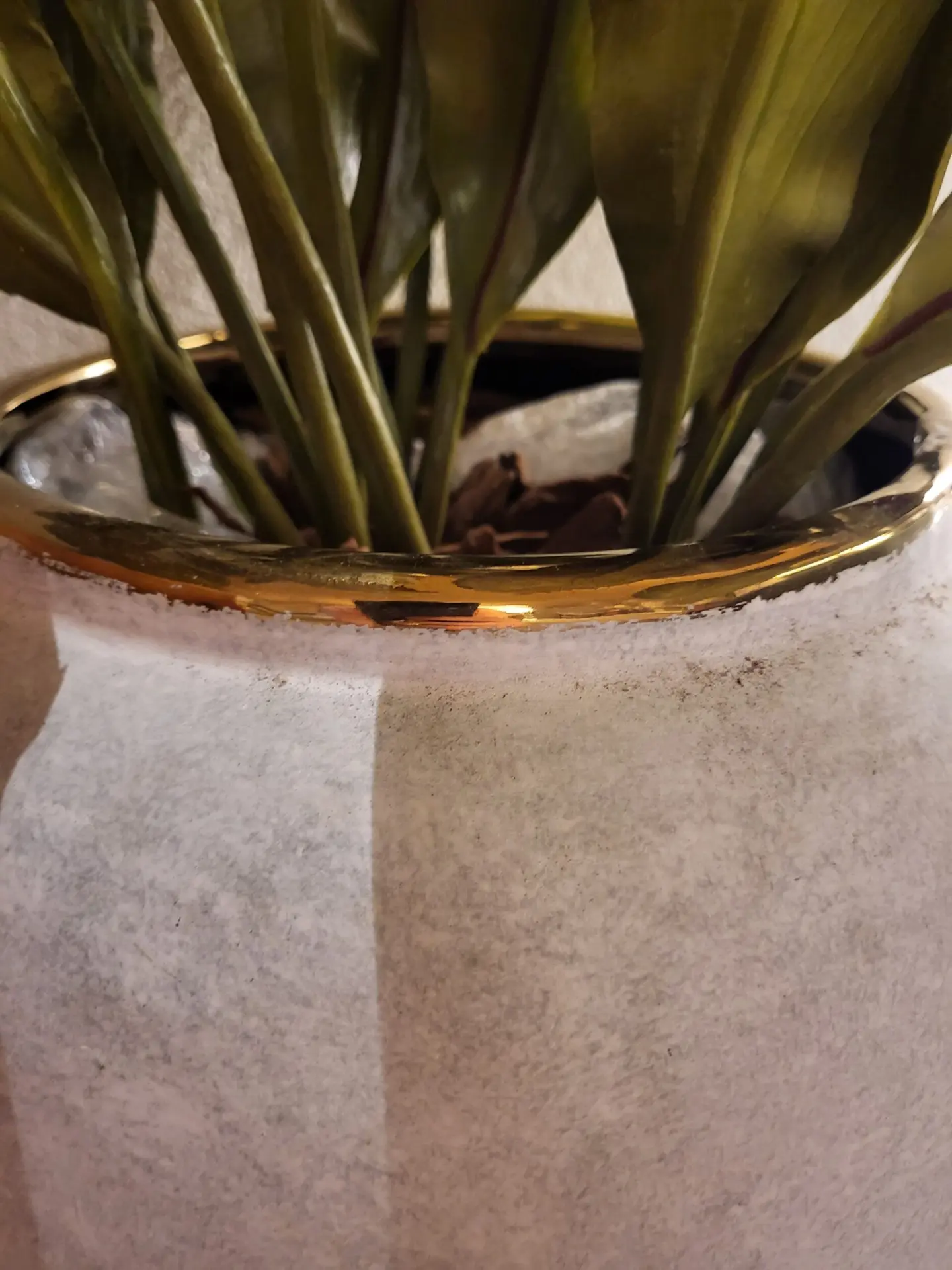 Vaso Ceremica Branco e Dourado - Imagem 2