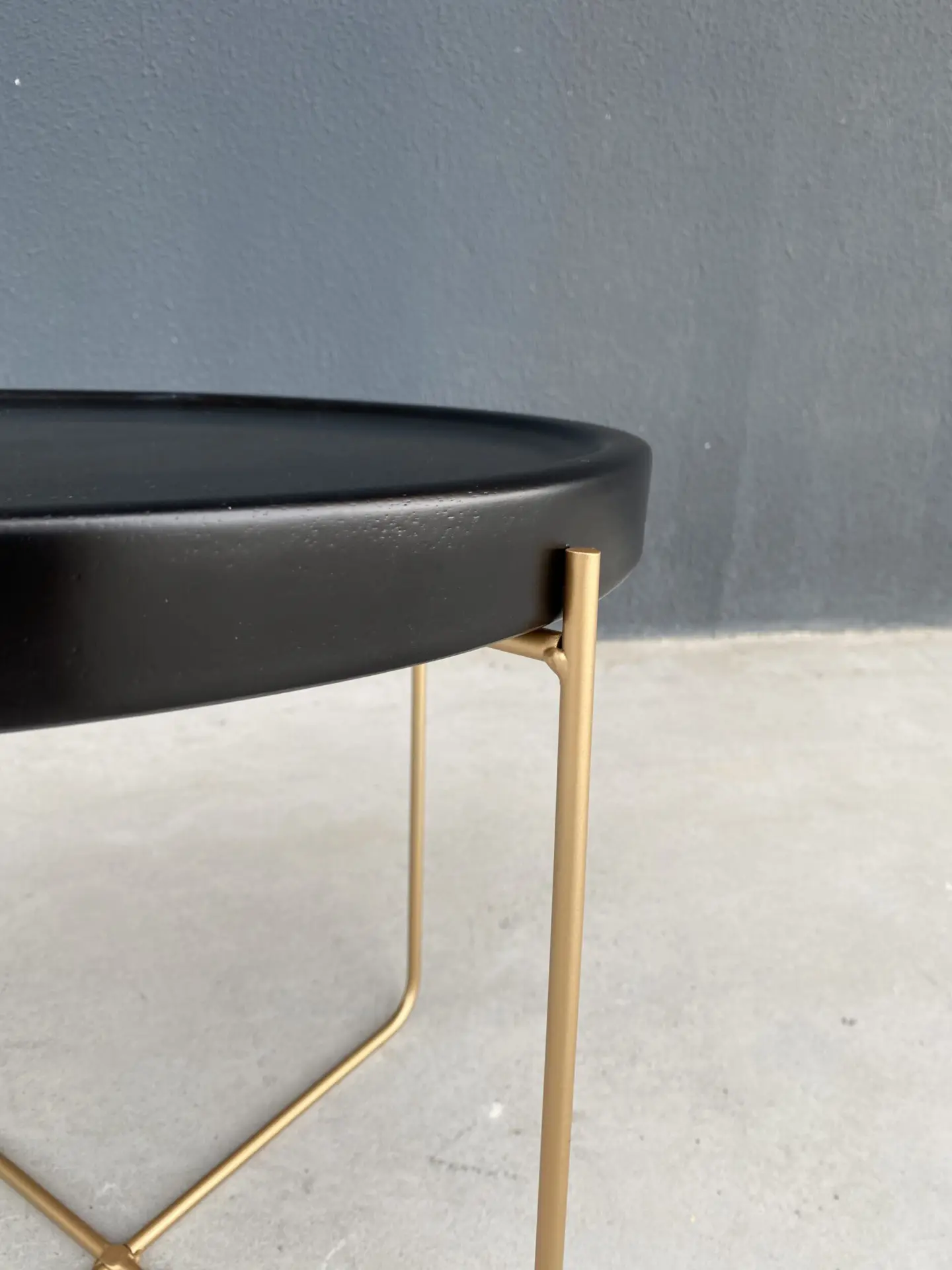 Mesa Lateral Vanda Baixa Ref 389B Base Champ/Tp Ebanizado - Imagem 2