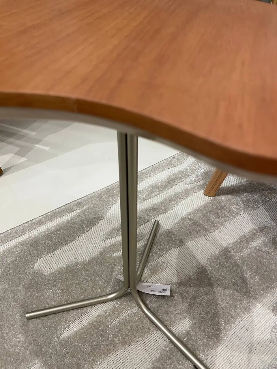 Mesa Lateral Hilst 40x40x50 Base Amber Tampo Verniz Natural - Imagem 4